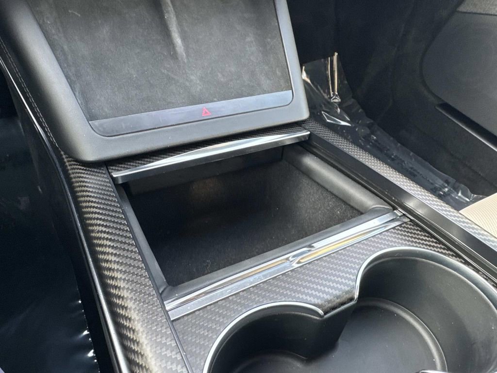 Used 2021 Tesla Model S Plaid image 24