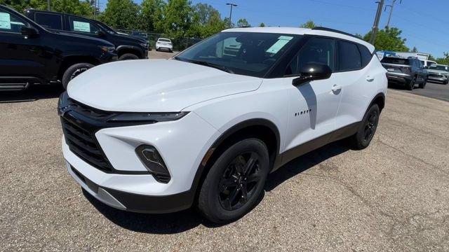 New 2026 Chevrolet Blazer LT w/ Convenience Package AWD/4WD image 6