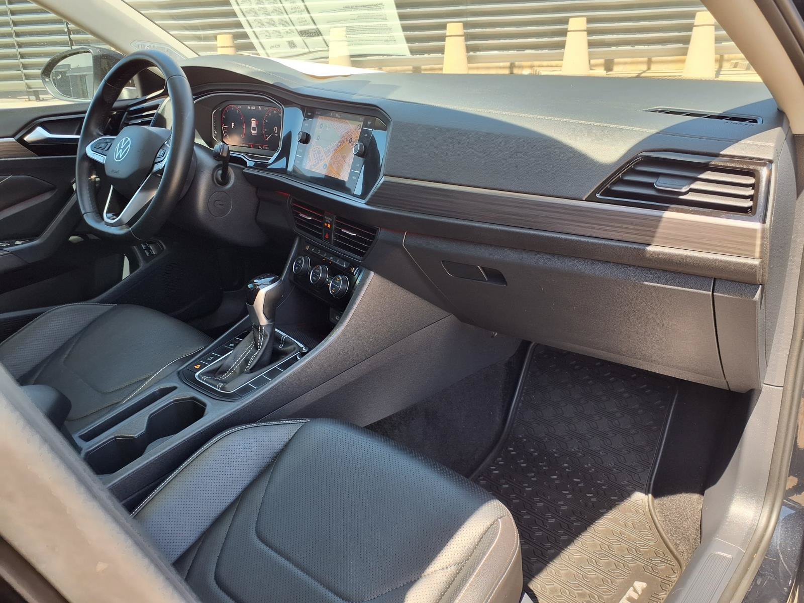 Used 2024 Volkswagen Jetta SEL FWD image 10