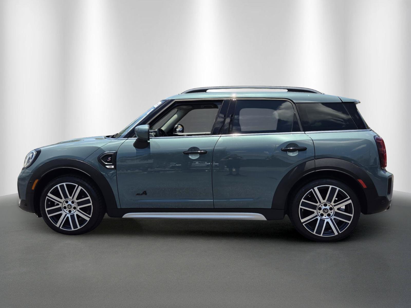 Used 2024 MINI Cooper Countryman S AWD/4WD image 4