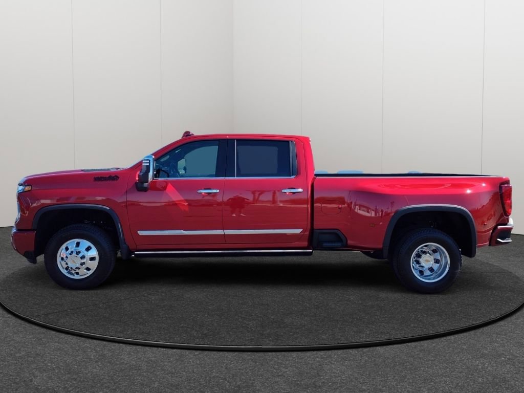 New 2026 Chevrolet Silverado 3500 High Country w/ High Country Premium Package image 2