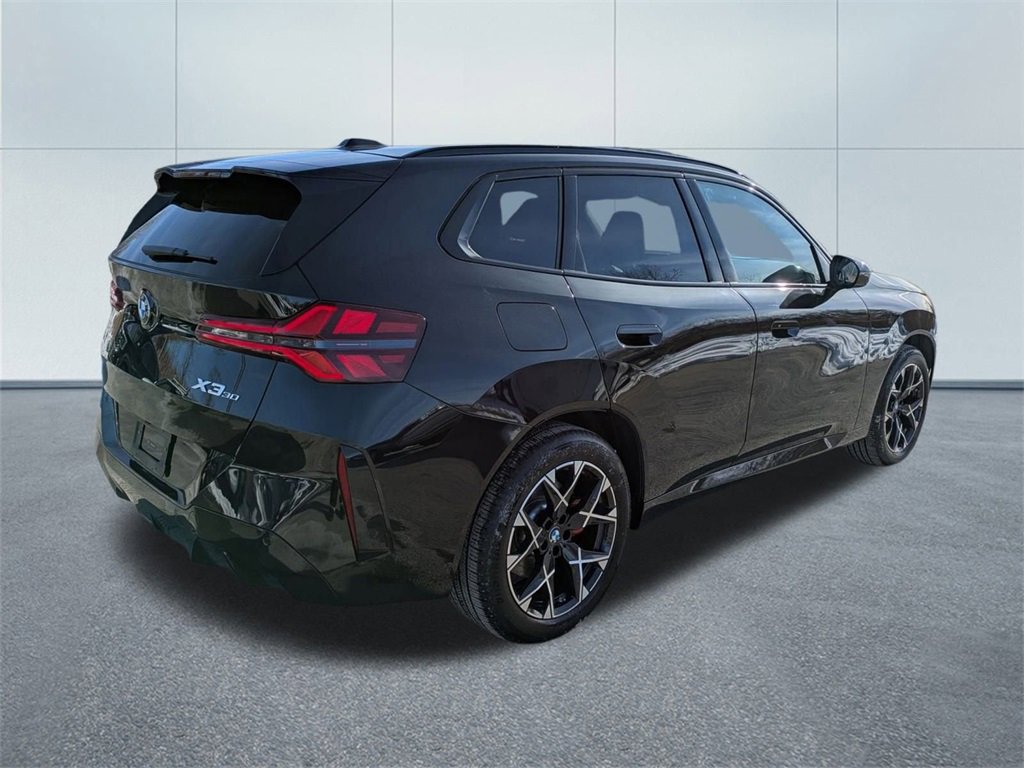 Certified 2025 BMW X3 xDrive30i w/ M Sport Package image 3