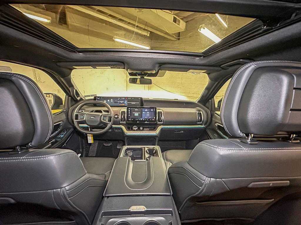 New 2026 Ford Expedition Platinum w/ Stealth Performance Package image 30