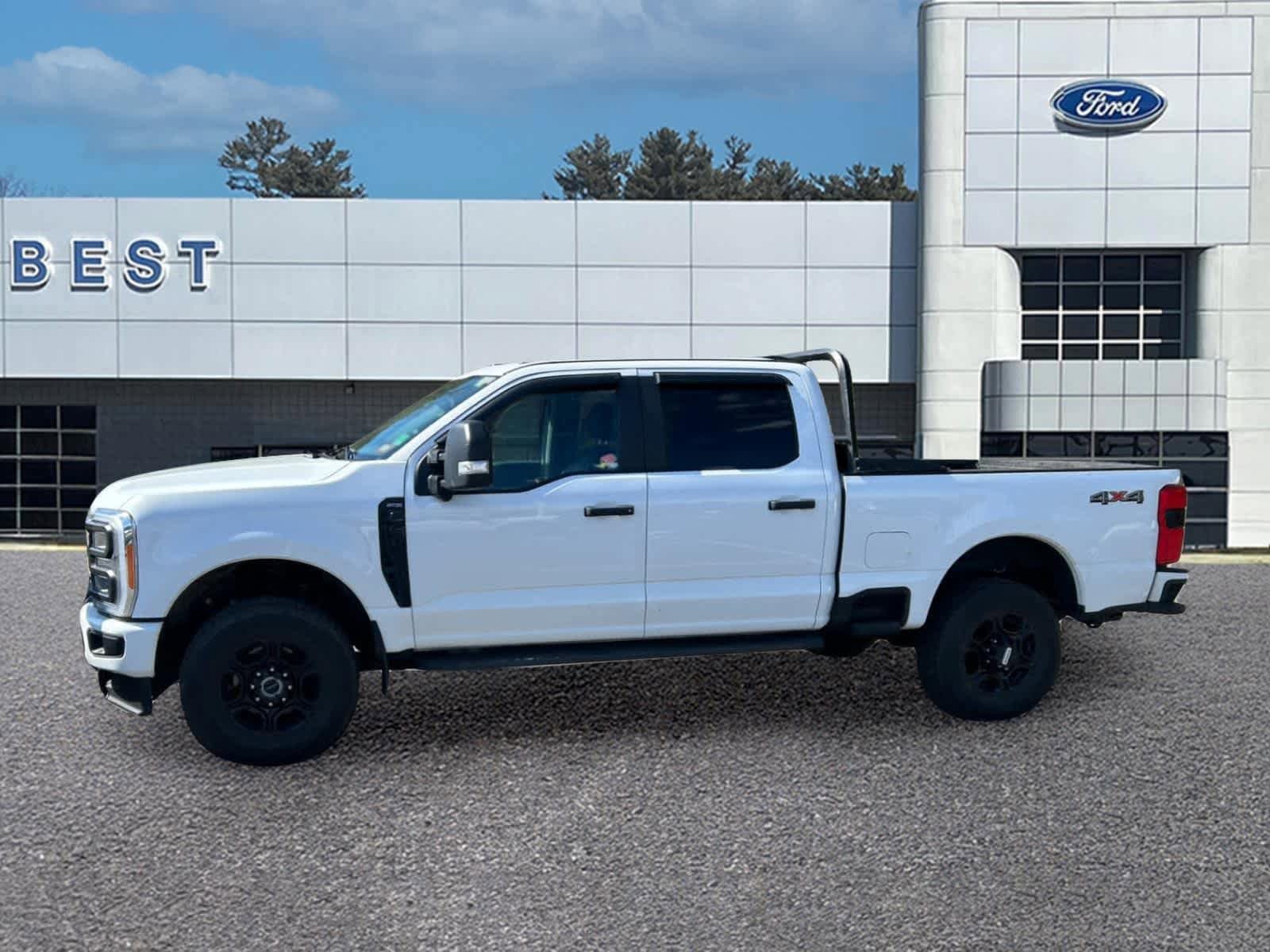 Used 2023 Ford F250 XL w/ STX Appearance Package AWD/4WD image 1