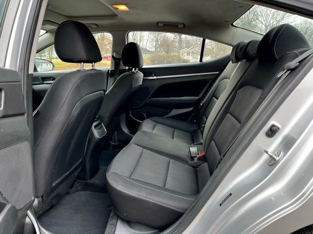 Used 2017 Hyundai Elantra Value Edition w/ Cargo Package image 17