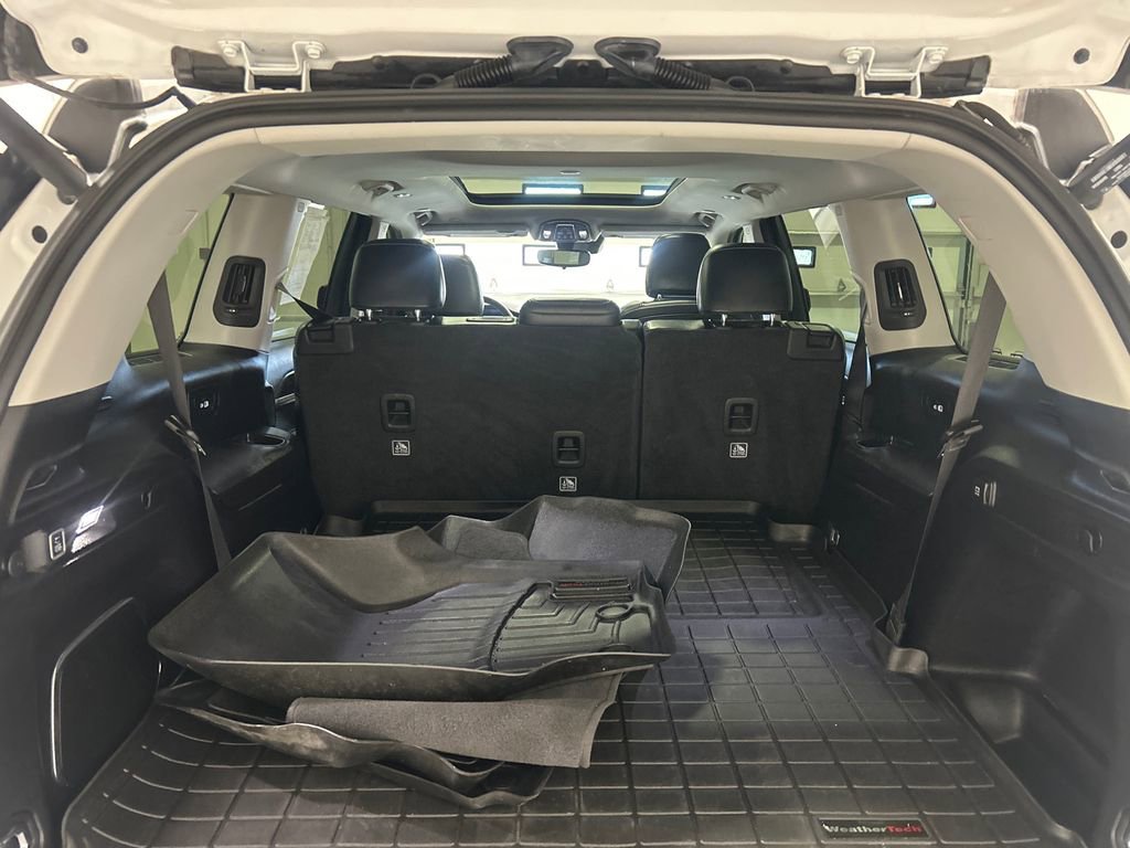 Used 2021 Jeep Grand Cherokee L Limited image 33