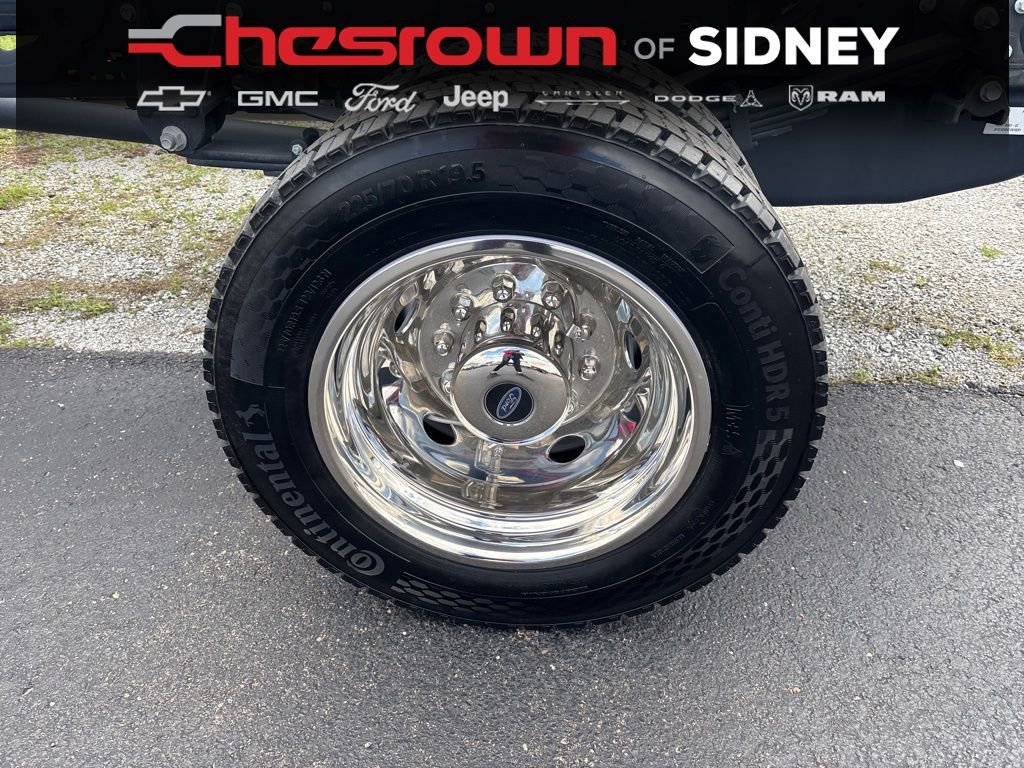 Used 2025 Ford F550 4x4 Regular Cab Super Duty w/ XL Chrome Package image 10