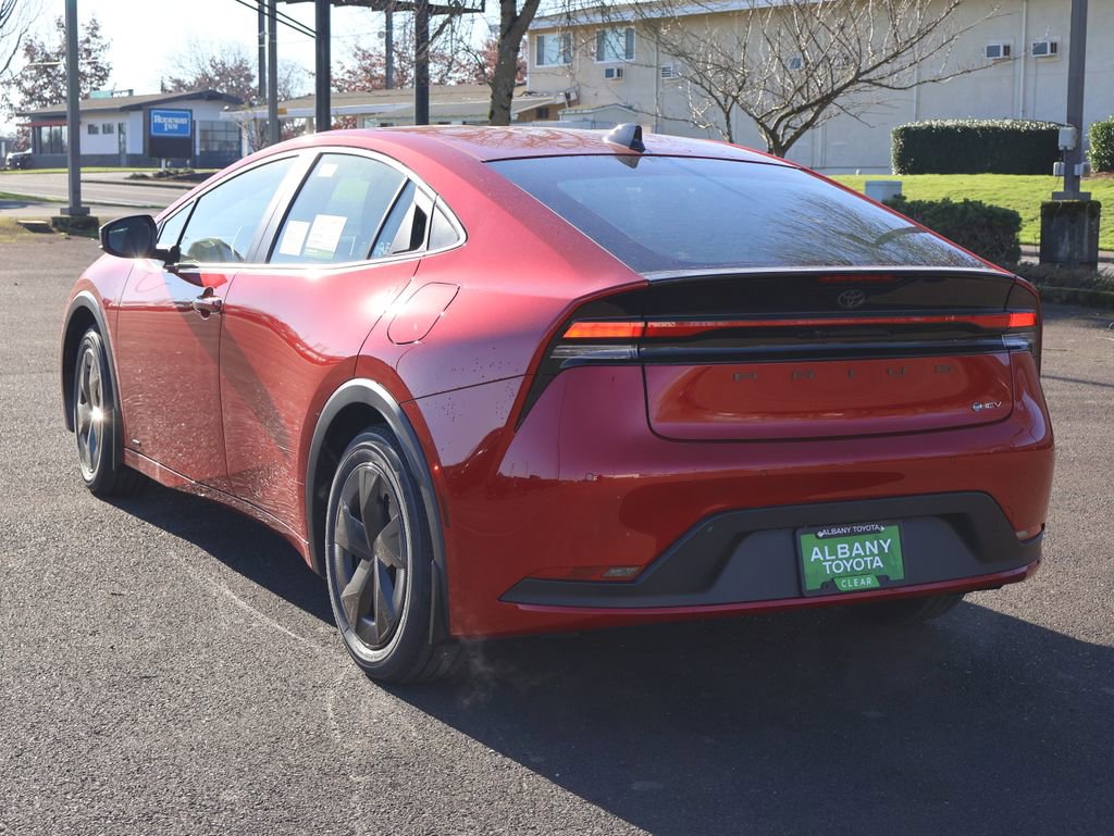 New 2026 Toyota Prius LE image 4