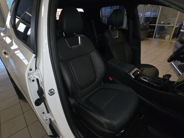 Used 2022 Hyundai Santa Cruz Limited AWD/4WD image 25