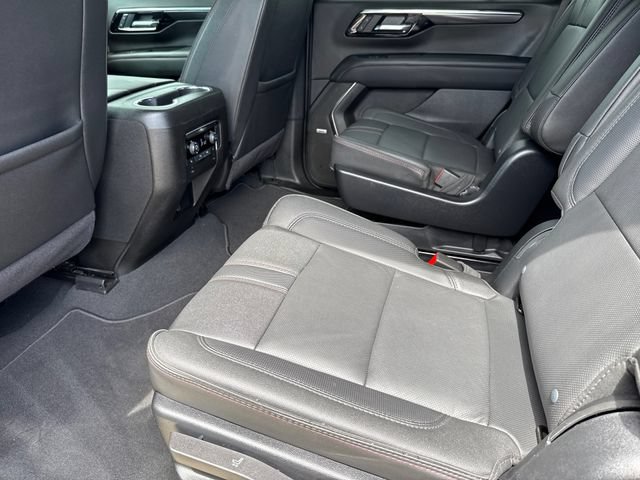 Used 2025 Chevrolet Tahoe RST w/ Comfort Package AWD/4WD image 18