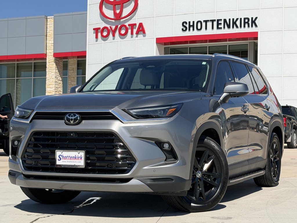 Used 2025 Toyota Grand Highlander AWD Hybrid image 2