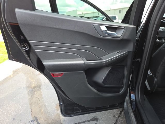 Used 2023 Ford Escape ST-Line w/ Tech Pack #1 AWD/4WD image 15