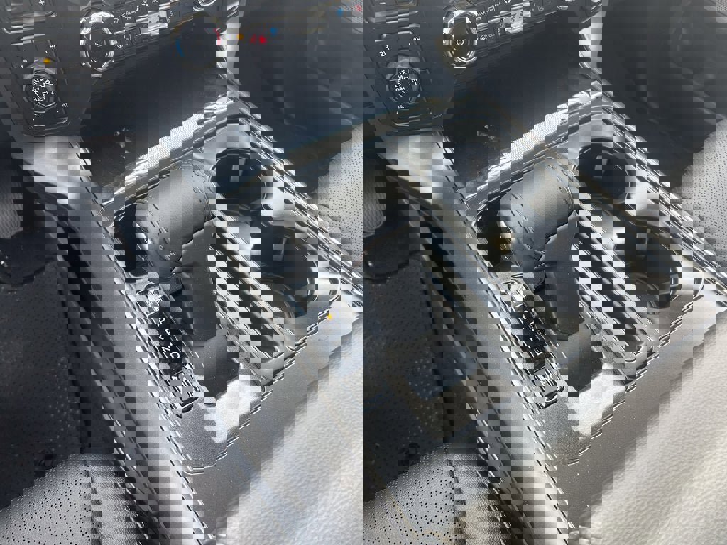 New 2026 Ford F150 Lariat w/ Equipment Group 502A High image 28