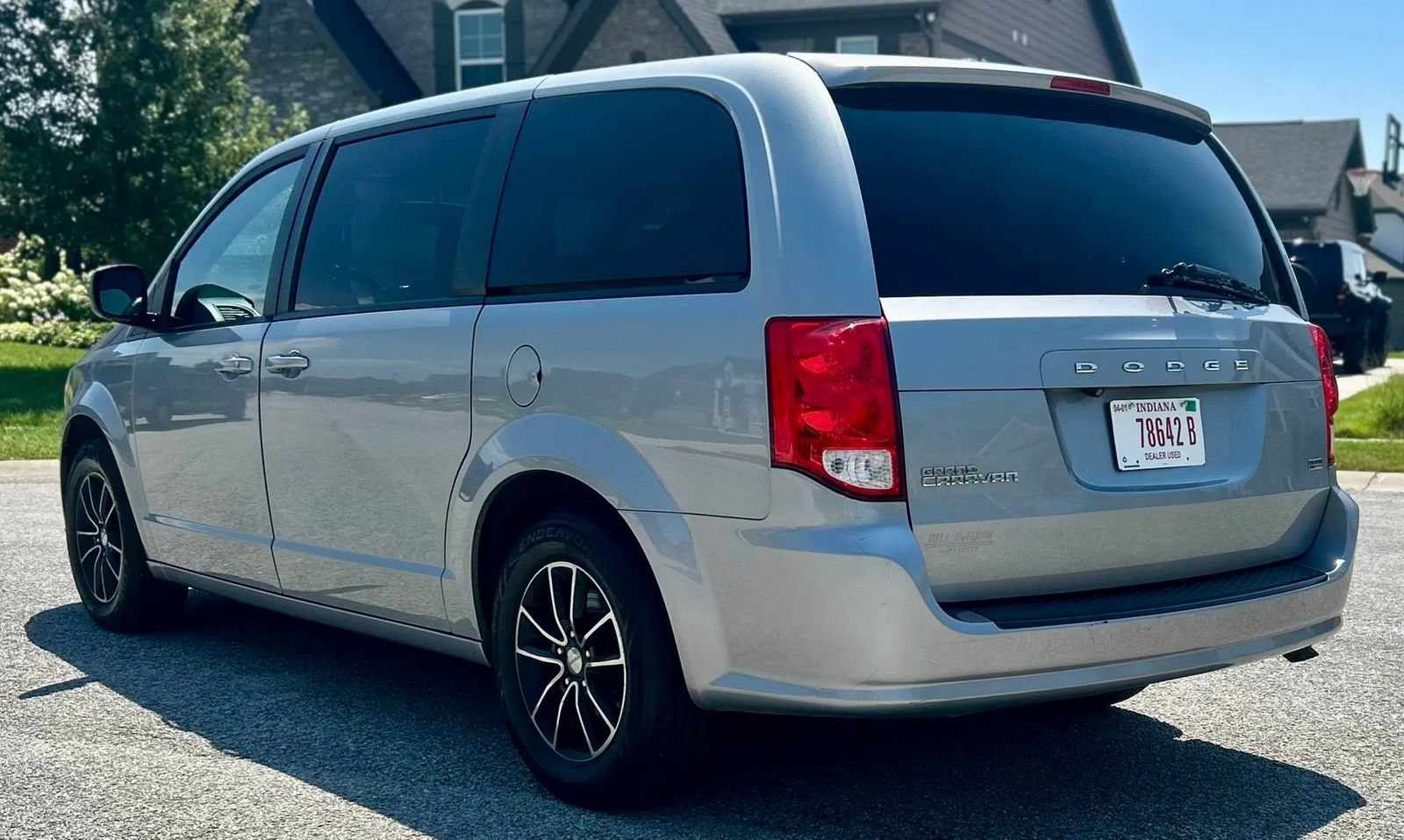 Used 2018 Dodge Grand Caravan SE FWD image 5