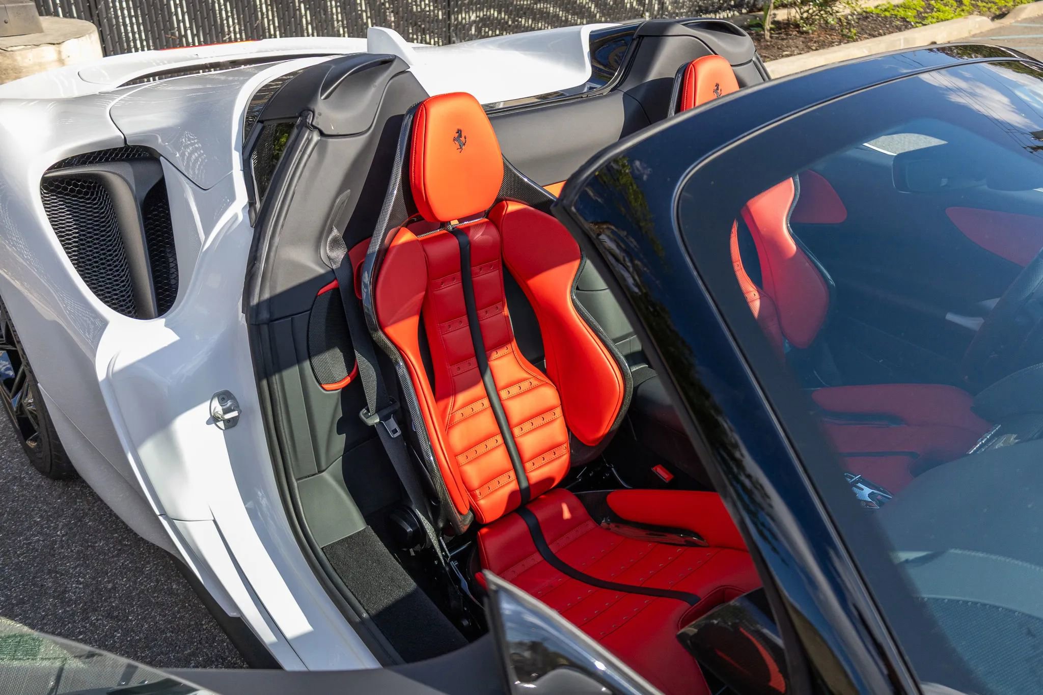 Used 2025 Ferrari SF90 Spider image 70