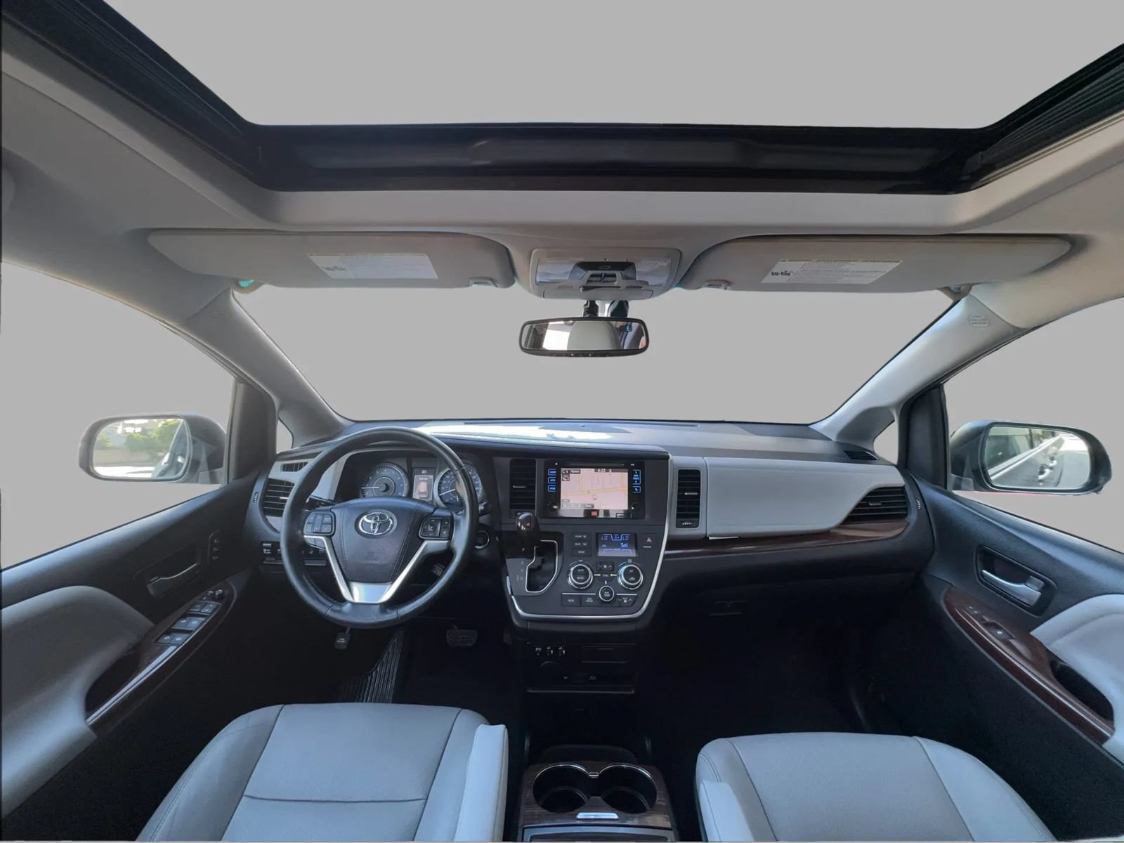 Used 2015 Toyota Sienna Limited Premium FWD image 31
