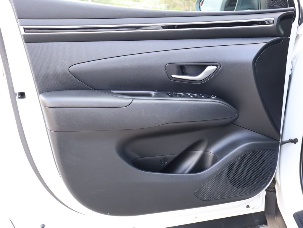 Used 2022 Hyundai Tucson Blue AWD/4WD image 11