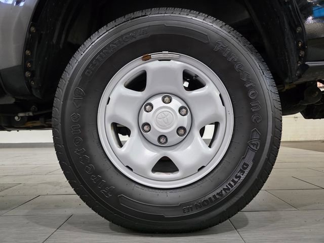 Used 2020 Toyota Tacoma SR AWD/4WD image 23