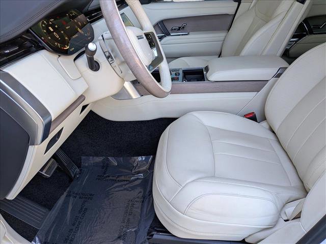 Used 2023 Land Rover Range Rover SE image 17