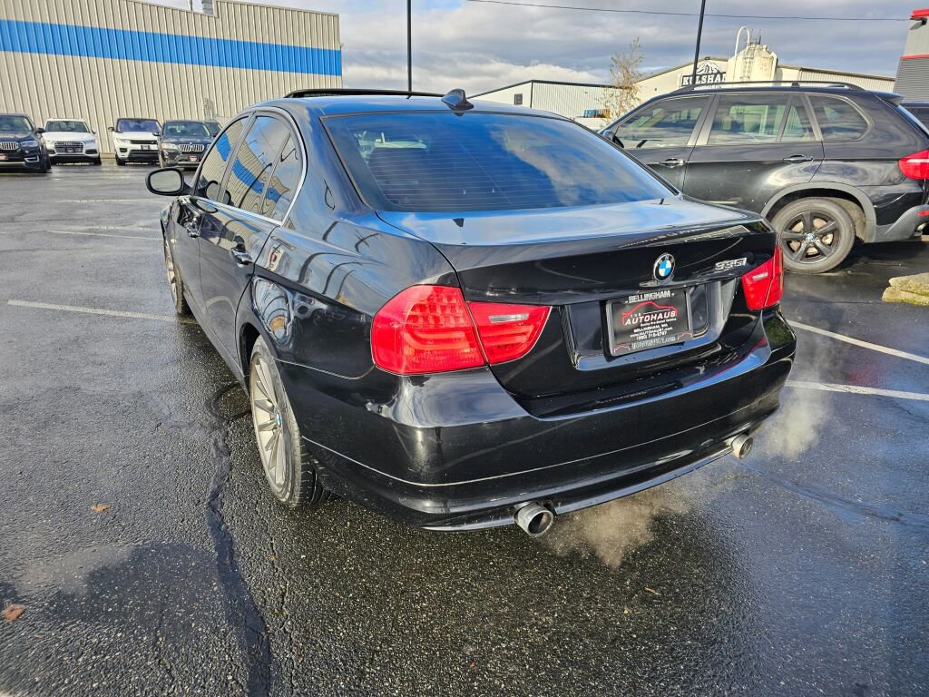 Used 2011 BMW 335i xDrive Sedan AWD/4WD image 3