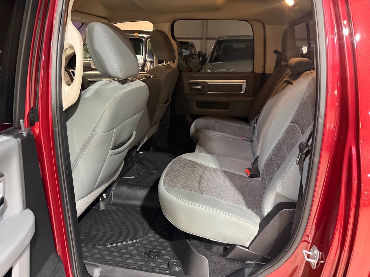 Used 2014 RAM 3500 Big Horn AWD/4WD image 5