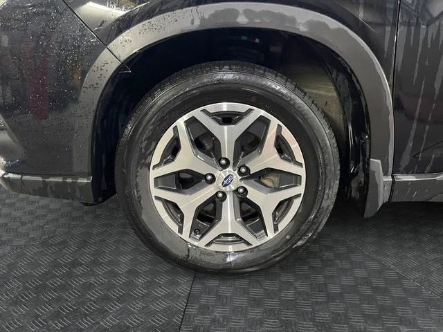 Used 2023 Subaru Forester Premium AWD/4WD image 14
