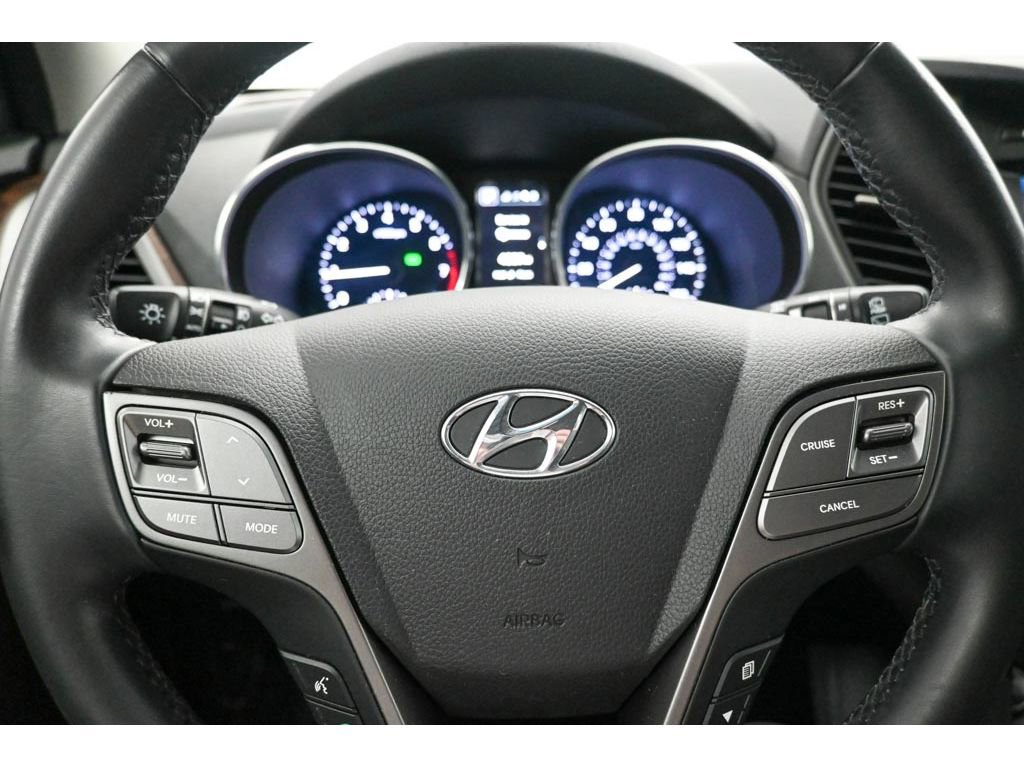 Used 2018 Hyundai Santa Fe Sport 2.0T w/ Cargo Package AWD/4WD image 11
