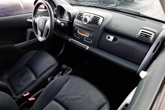 Used 2009 smart fortwo passion image 13