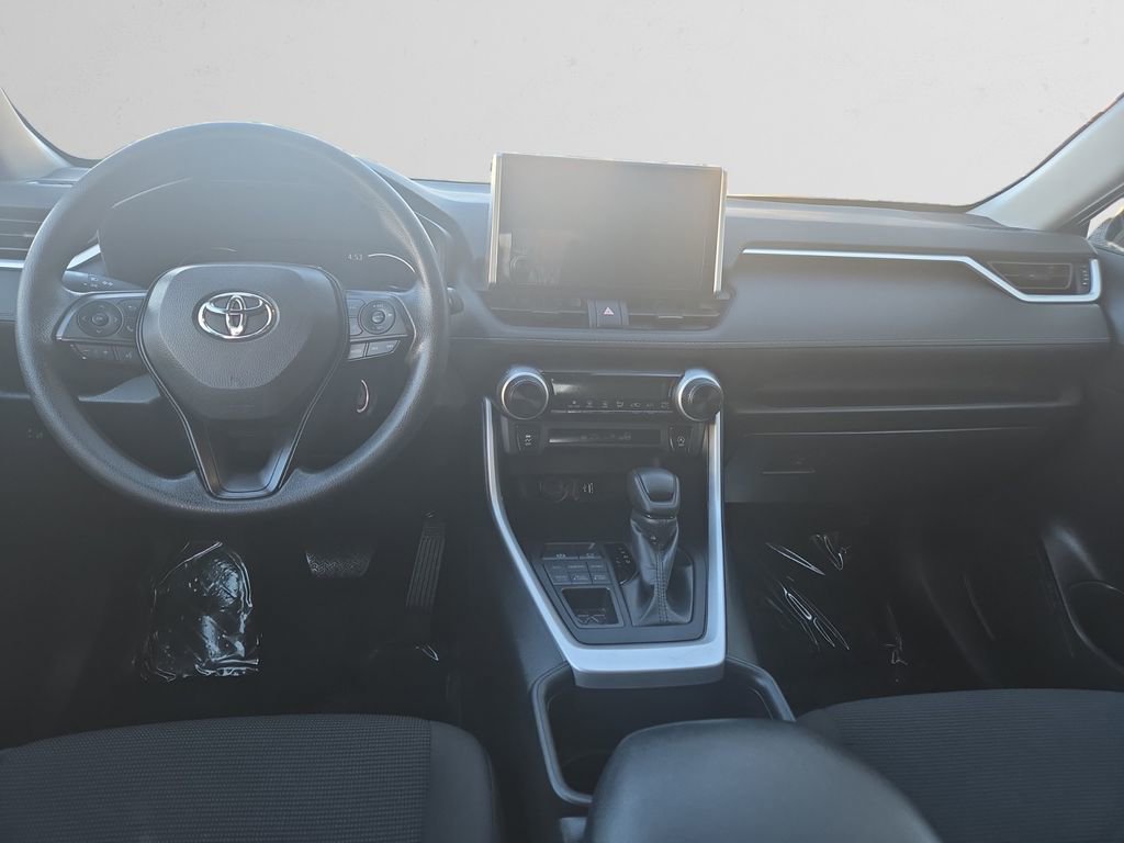 Used 2024 Toyota RAV4 LE image 11