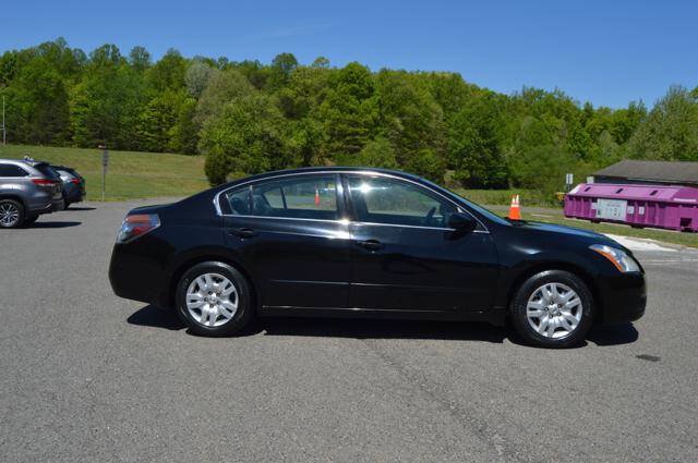 Used 2010 Nissan Altima 2.5 S FWD image 4