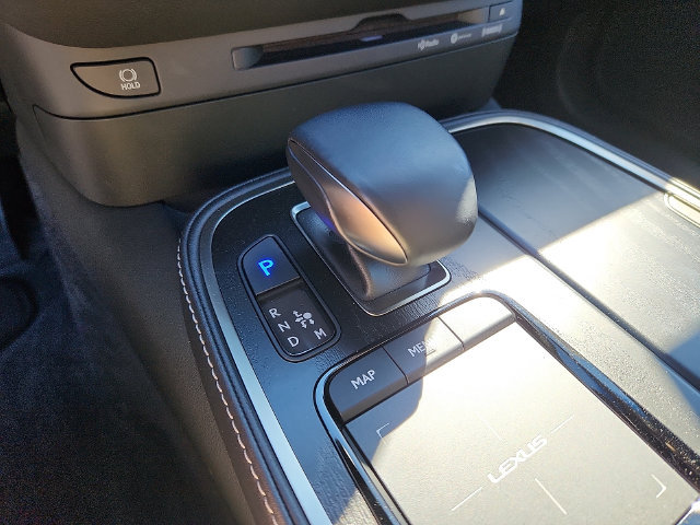 Used 2021 Lexus LS 500 AWD image 15