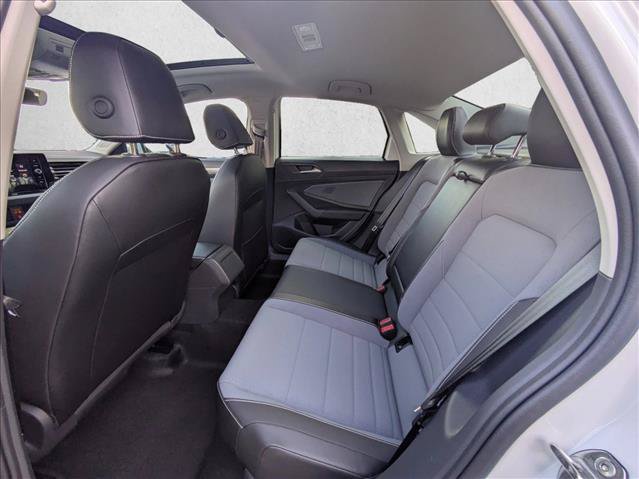 New 2026 Volkswagen Jetta SE FWD image 18