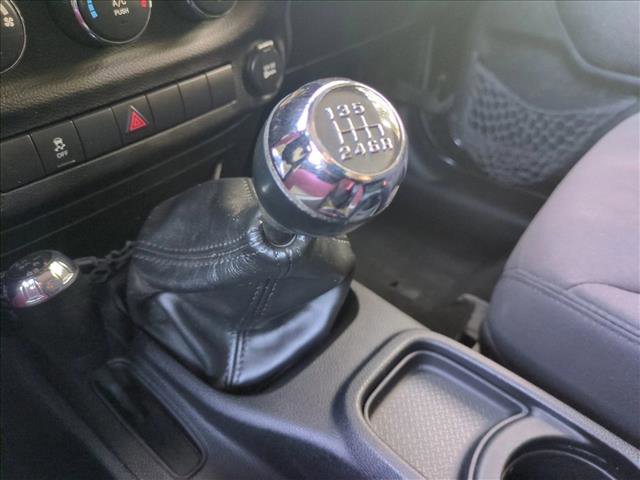 Used 2013 Jeep Wrangler Sport AWD/4WD image 11