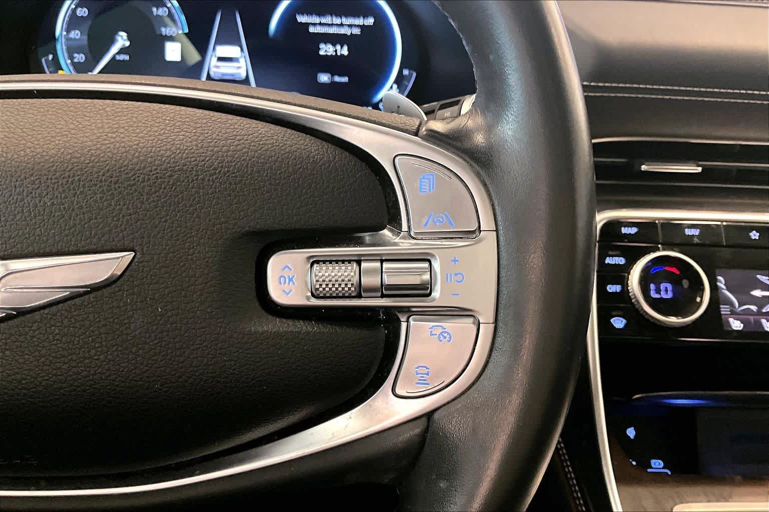 Used 2022 Genesis GV80 2.5T w/ Prestige Package 04 AWD/4WD image 24