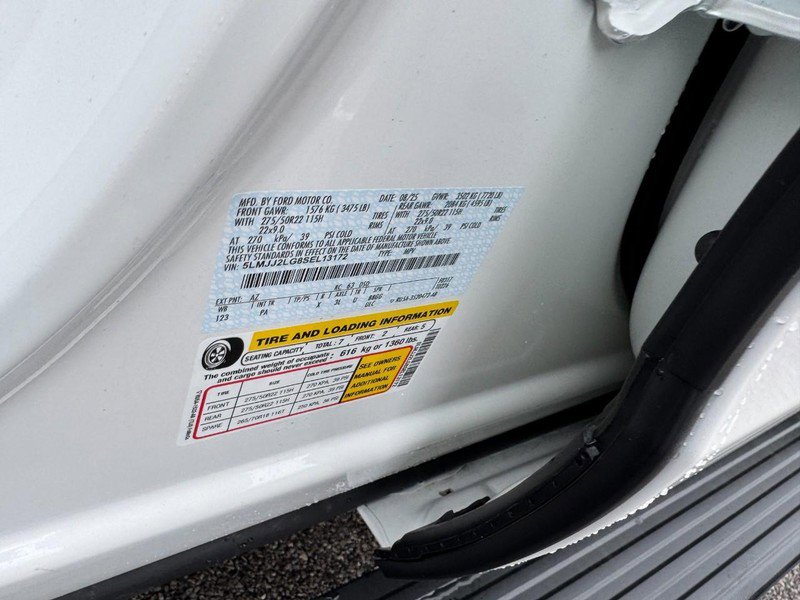 New 2025 Lincoln Navigator Reserve image 28