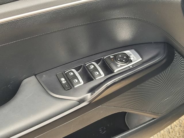 Used 2025 Kia K5 LXS FWD image 17