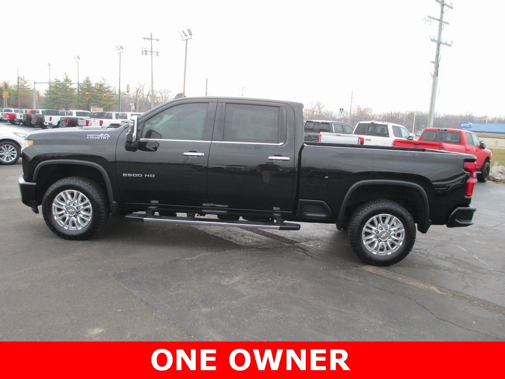 Used 2022 Chevrolet Silverado 2500 High Country w/ Technology Package image 8