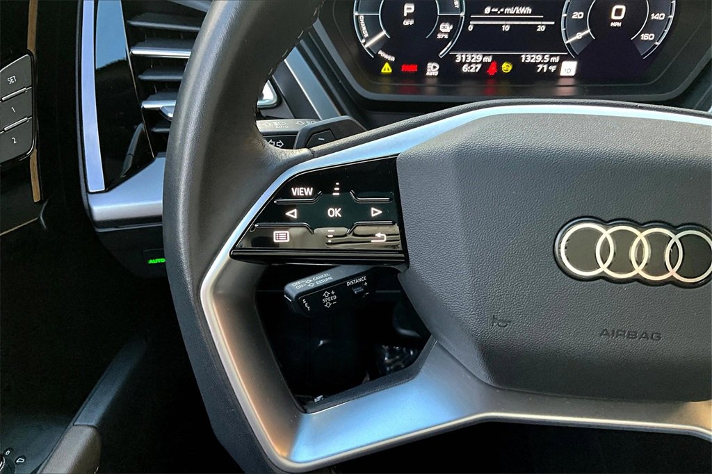 Used 2024 Audi Q4 e-tron Premium Plus image 11