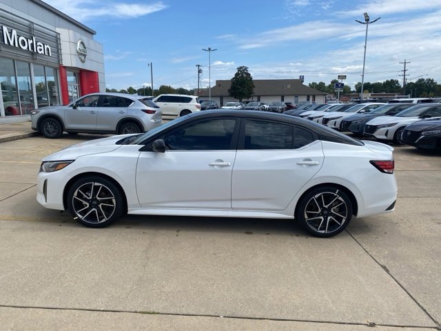 New 2025 Nissan Sentra SR image 3