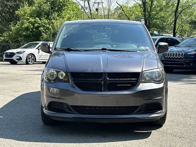 Used 2017 Dodge Grand Caravan SE FWD image 17