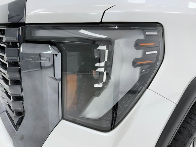 Used 2024 GMC Sierra 2500 Denali Ultimate w/ Max Trailering Package image 6