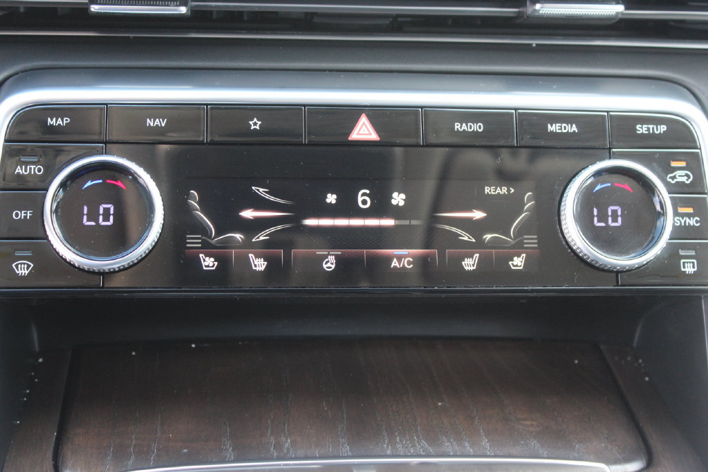 Used 2021 Genesis GV80 3.5T AWD/4WD image 25