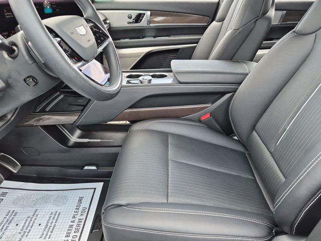 Used 2026 Cadillac Vistiq Sport w/ LPO, Floor Liner Package AWD/4WD image 16