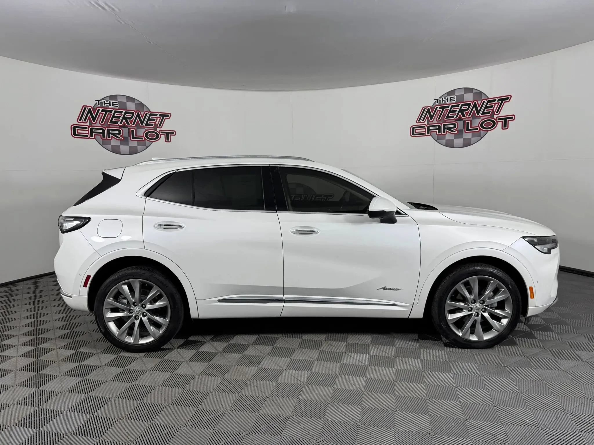Used 2023 Buick Envision Avenir AWD/4WD image 8