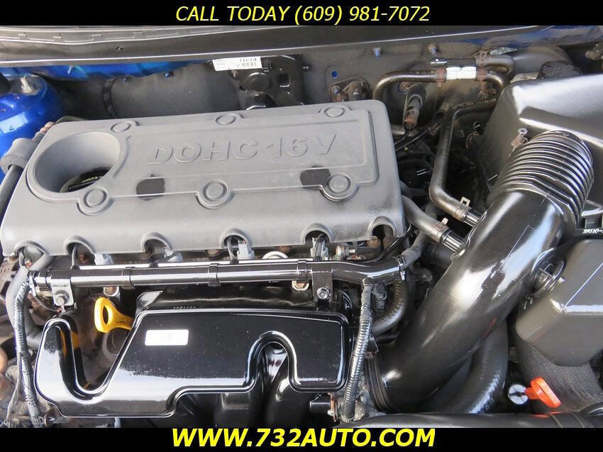 Used 2010 Kia Forte Koup EX image 31