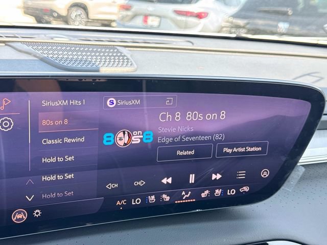 New 2027 Buick Enclave Avenir w/ LPO, Illumination Package FWD image 35