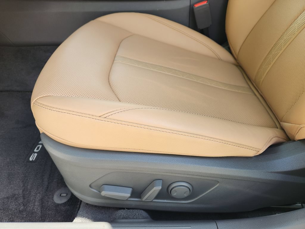 Certified 2025 Hyundai Sonata Limited FWD image 19