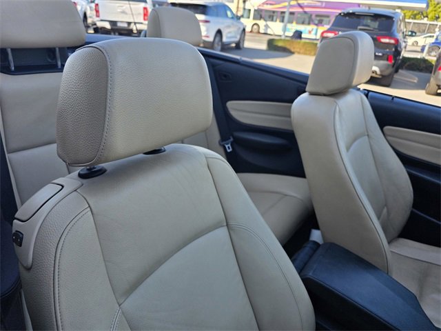 Used 2011 BMW 128i Convertible image 14