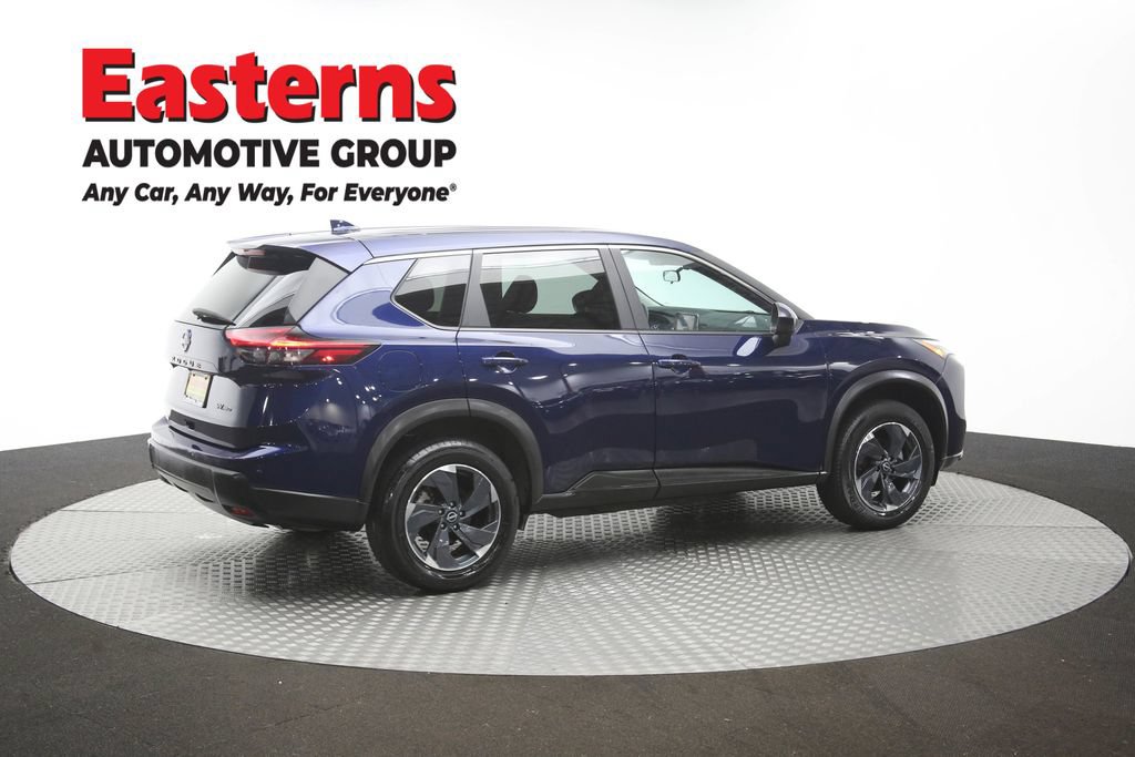 Used 2024 Nissan Rogue SV AWD/4WD image 42
