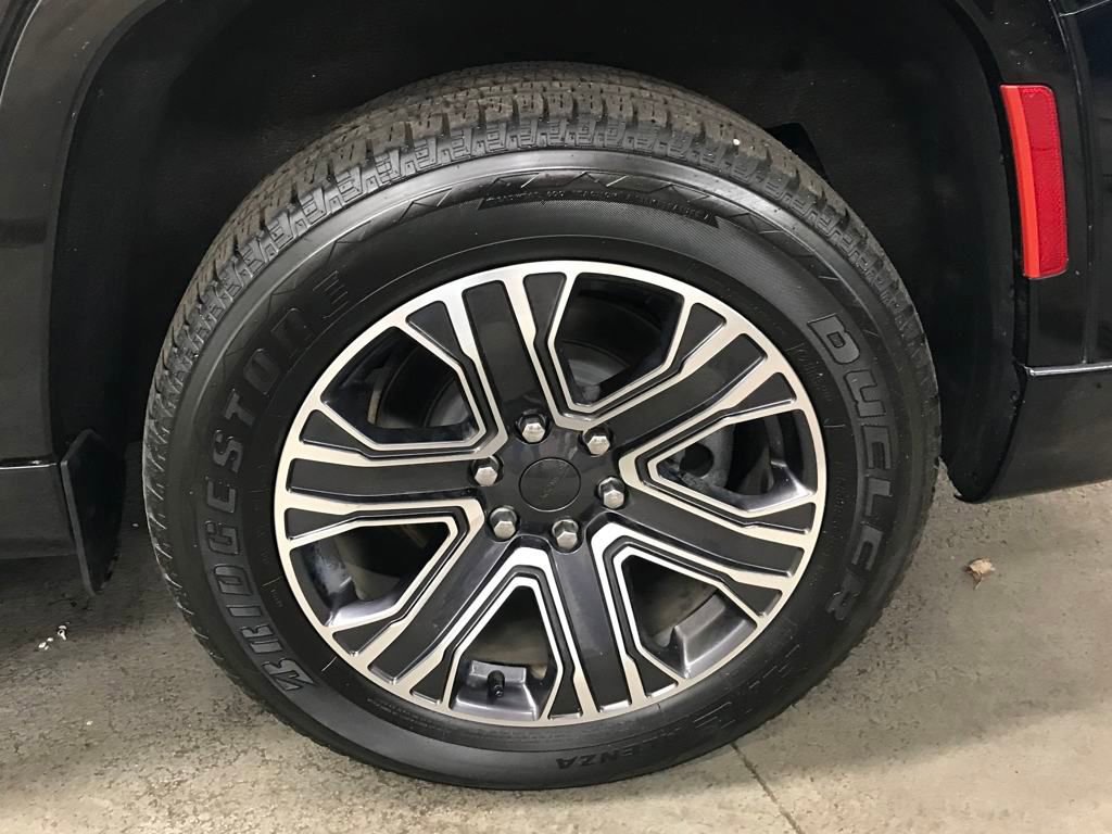 Used 2024 Jeep Wagoneer L Series II w/ Flexible Seating Group image 51